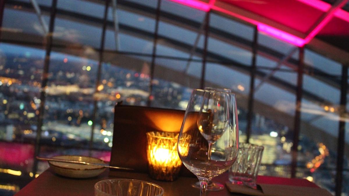 Manger avec les enfants à la Brasserie Darwin