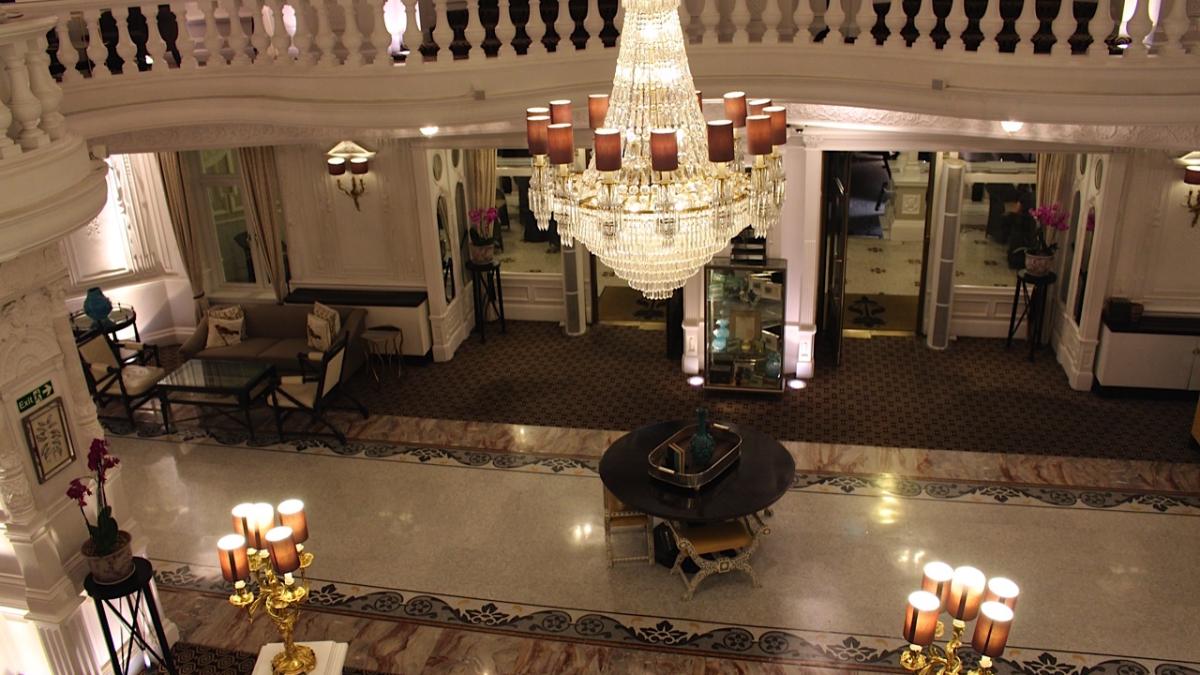 Prendre un  verre au Caxton Bar avec les petits espions {St Ermin's Hotel - Autograph Collection }